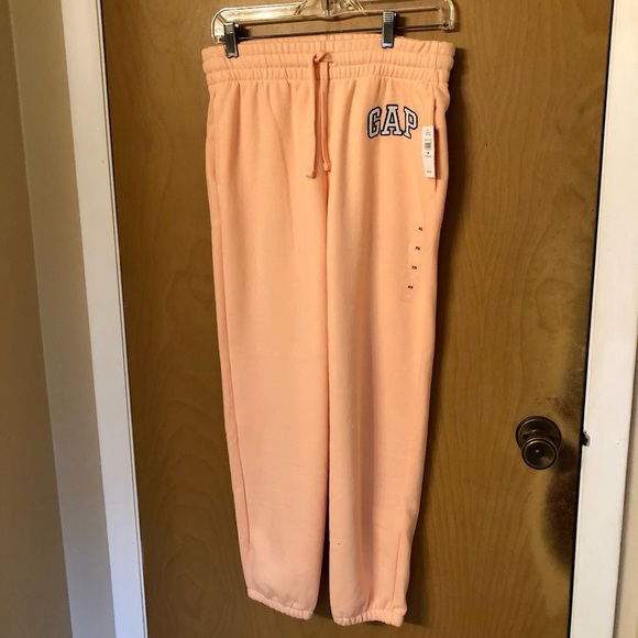 NWT Gap Logo Fleece Joggers Size XS - Picture 3 of 10